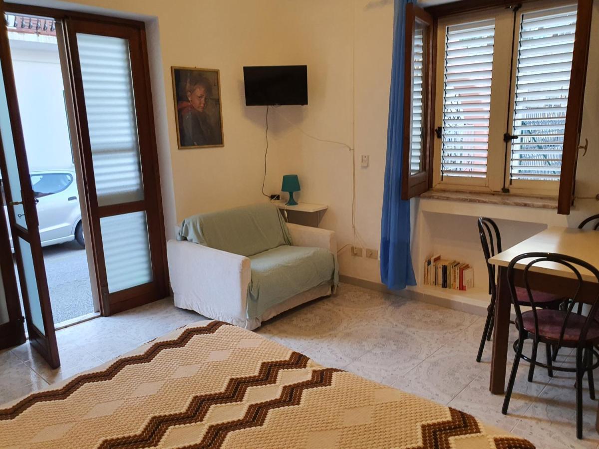 Case Vacanza Armando "Lipari" Canneto  Pokoj fotografie